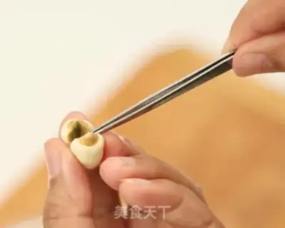 Make A wide moon cake step 6
