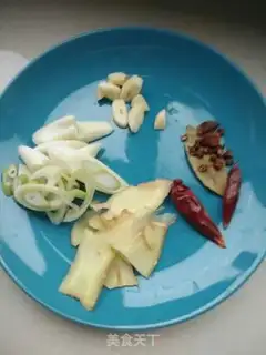 Make Delicious spicy crabs step 2