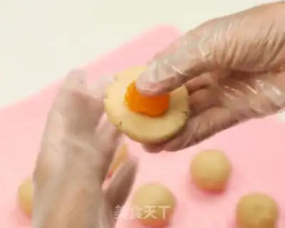 Make A wide moon cake step 13