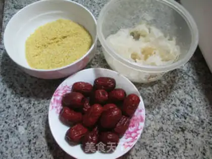 Make A little rice porridge with silver palms step 0