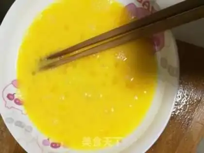 Make Cream fried eggs step 1