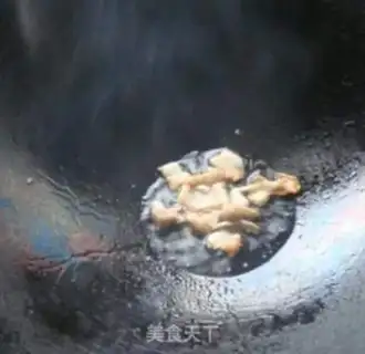 Make Four seasons of bean fried meat step 3