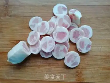Make A tuna eggcake step 2