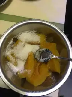 Make Pumpkin step 1