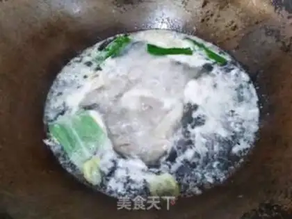 Make Spicy chicken wings step 4