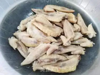 Make Spicy chicken wings step 5