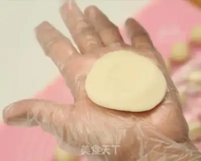 Make A lunar cake step 14