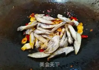 Make Spicy chicken wings step 11