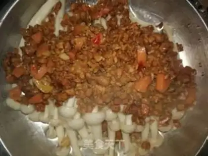 Make The meat and the white mushrooms step 6