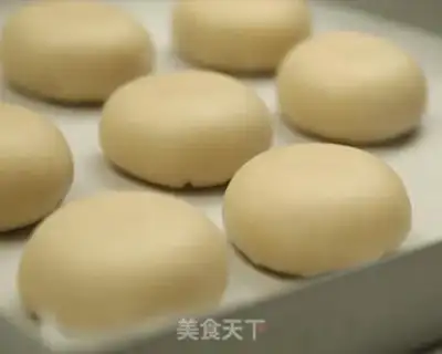 Make A lunar cake step 23