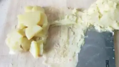Make Potato ball step 2