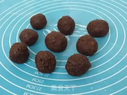 Make Bean-sand pumpkin ice-skin mooncake step 7