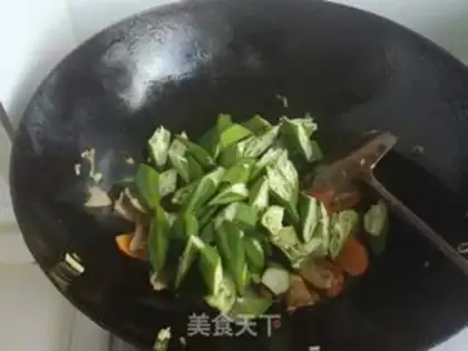 Make Autumn fried meat step 6