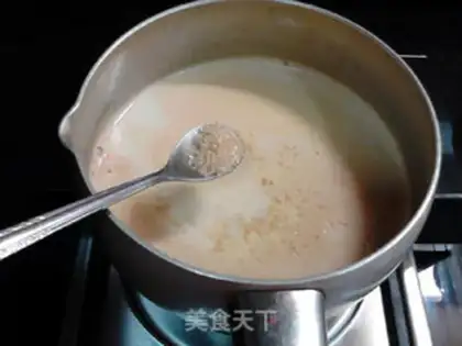 Make Cinnamon apple milk tea step 8