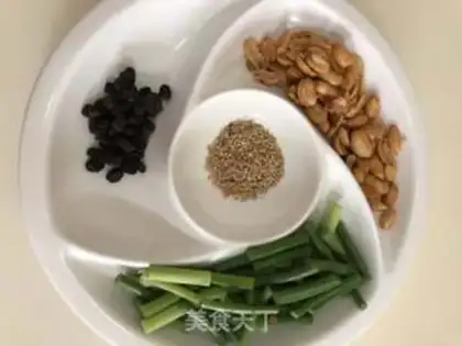 Make The fragrance wings step 2