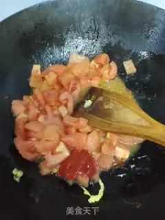 Make Tomato fried eggs step 4