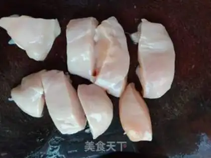 Make Fried chicken chests in New Orleans step 1