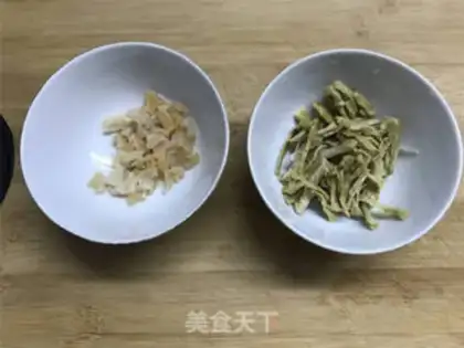 Make The fresh beige, the silk melon step 2