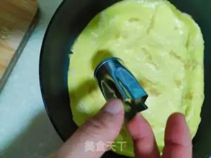 Make Egg Tower step 9