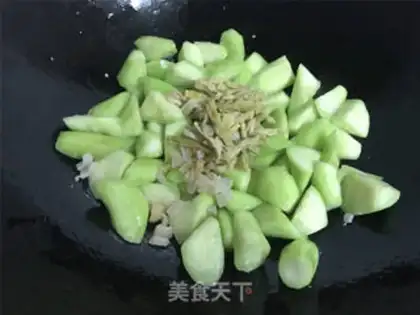 Make The fresh beige, the silk melon step 5