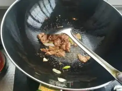 Make Crab mushrooms and fried meat step 3