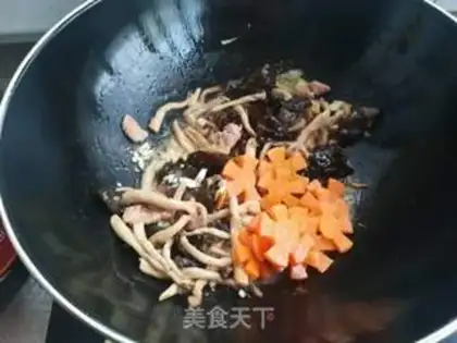 Make Crab mushrooms and fried meat step 5