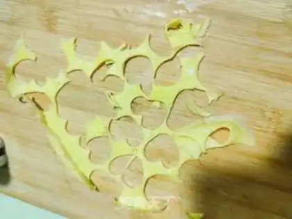 Make Egg Tower step 13