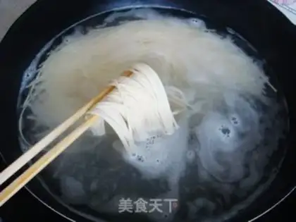 Make Spicy noodles step 2
