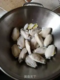 Make Coke chicken wings step 1