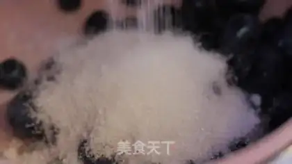 Make The blueberry thaw in Hokkaido step 0