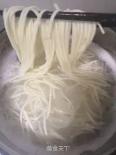 Make Hanging omelet step 1