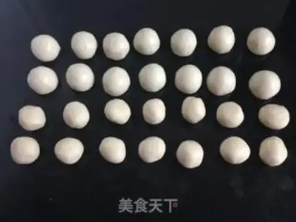 Make Cheese shrimp mooncake step 4
