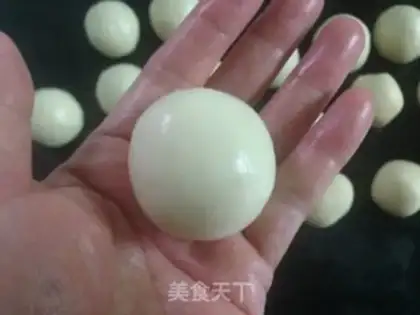 Make Cheese shrimp mooncake step 6