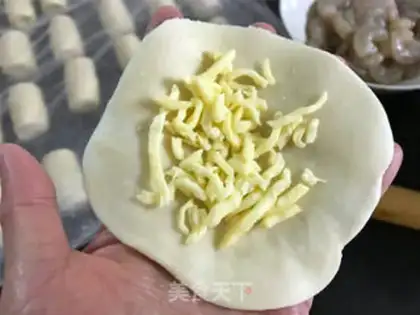 Make Cheese shrimp mooncake step 10