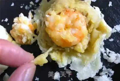 Make Cheese shrimp mooncake step 16