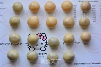 Make Classic lunar cake step 18