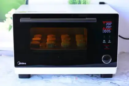 Make Classic lunar cake step 20