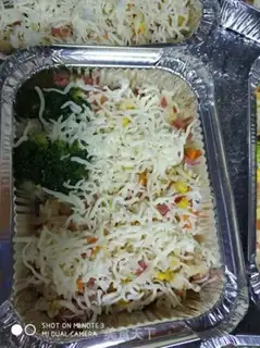 Make Seafood ham and rice step 4