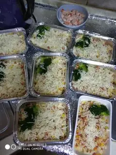 Make Seafood ham and rice step 5