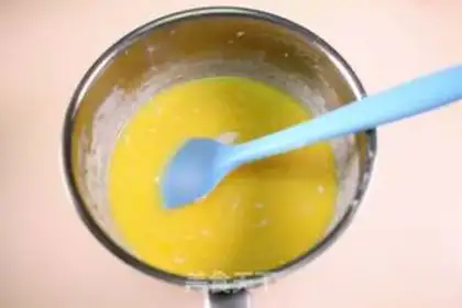 Make Curly step 4