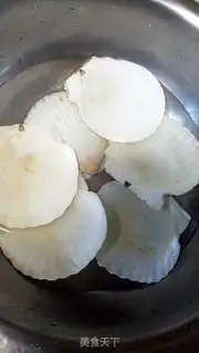 Make Garlic fan sap step 1