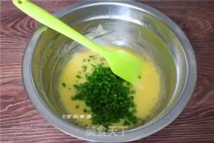 Make Onion cookies step 4