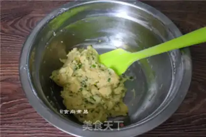 Make Onion cookies step 6