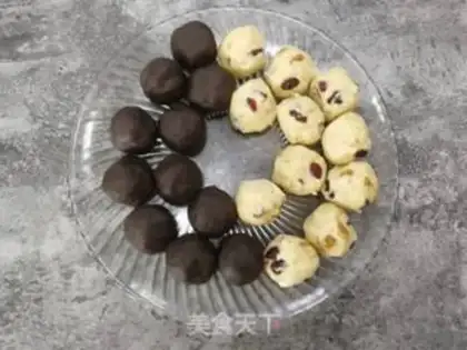 Make Net red dirty moon cake step 9