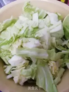 Make Spicy cabbage step 0