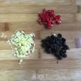 Make Five flowers to burn the leaves step 2