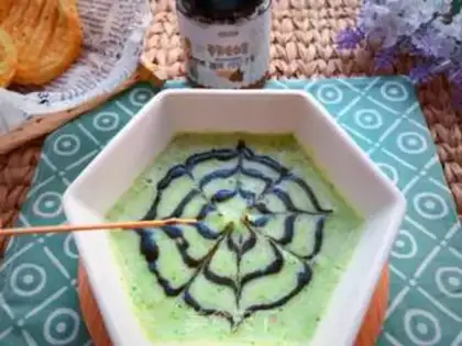 Make Mashed mashed mashed milk and blue flowers step 9