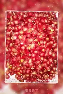Make Fresh pomegranate juice step 0