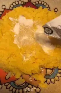 Make Cheese melon step 2