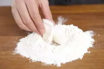 Make Fresh meat mooncake step 9